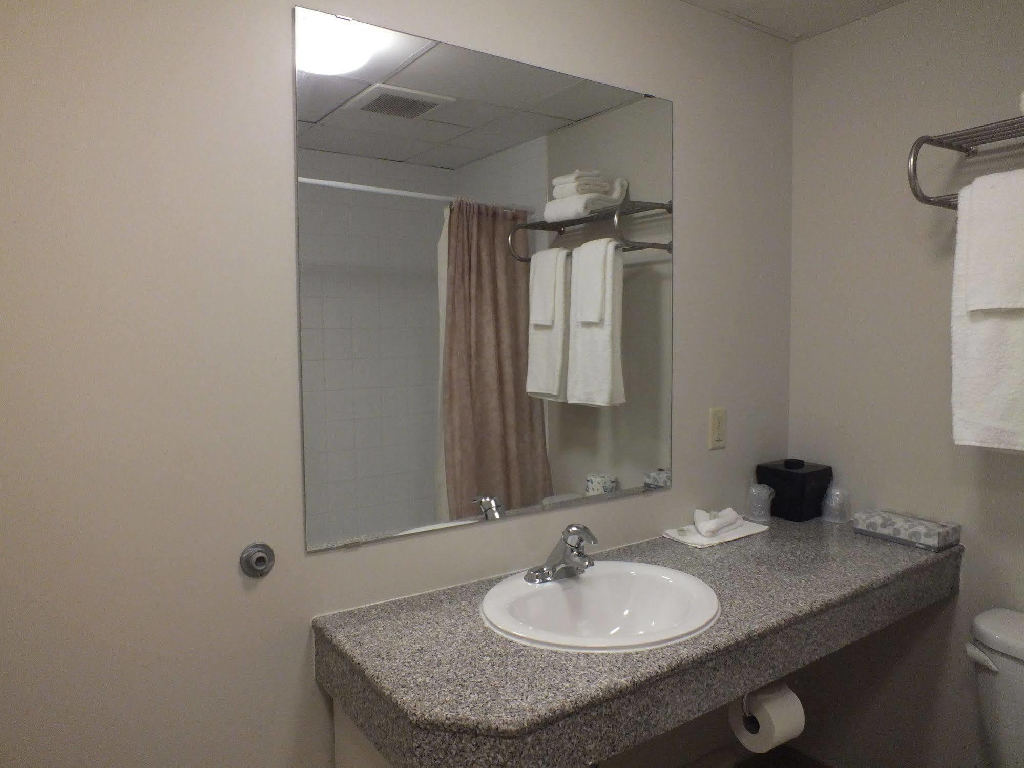 Rodeway Inn Sudbury